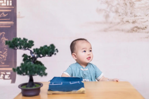 黄石宝宝喊肚子疼怎么回事